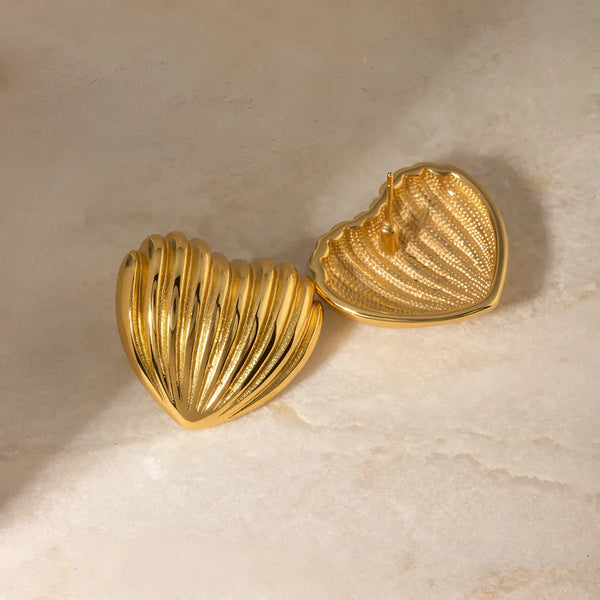 Quninn Heart Earrings