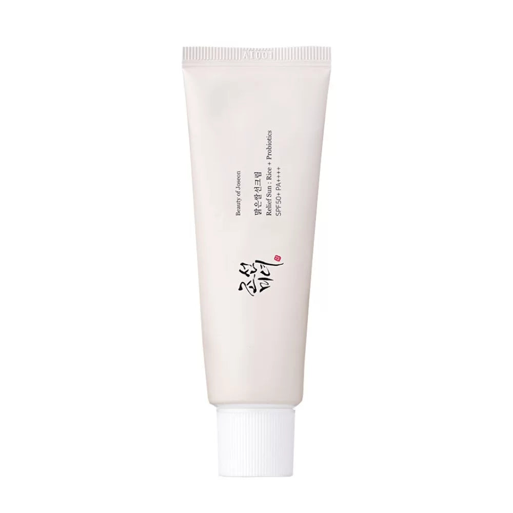 Rice and Probiotics Sunscreen SPF50+ Pakistan
