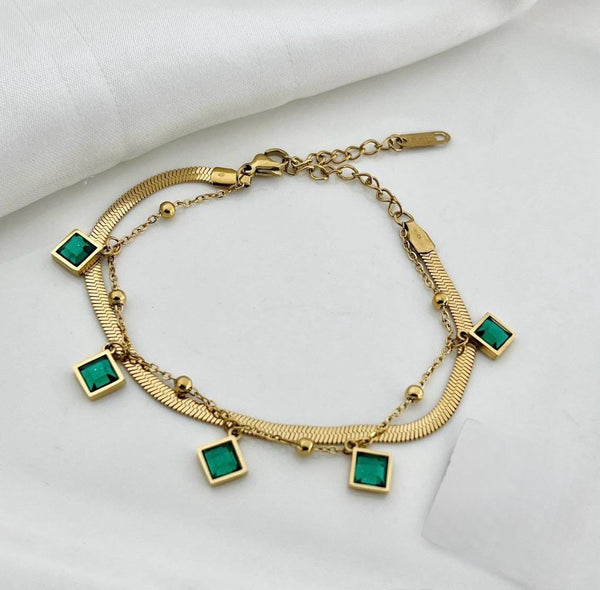 Elegant Curve Braclet