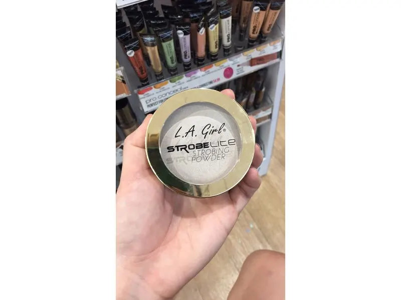 L.A. Girl Strobe Lite Powder 110 Watt Pakistan