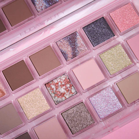 Huda Beauty Rose Quartz Eyeshadow Palette Pakistan