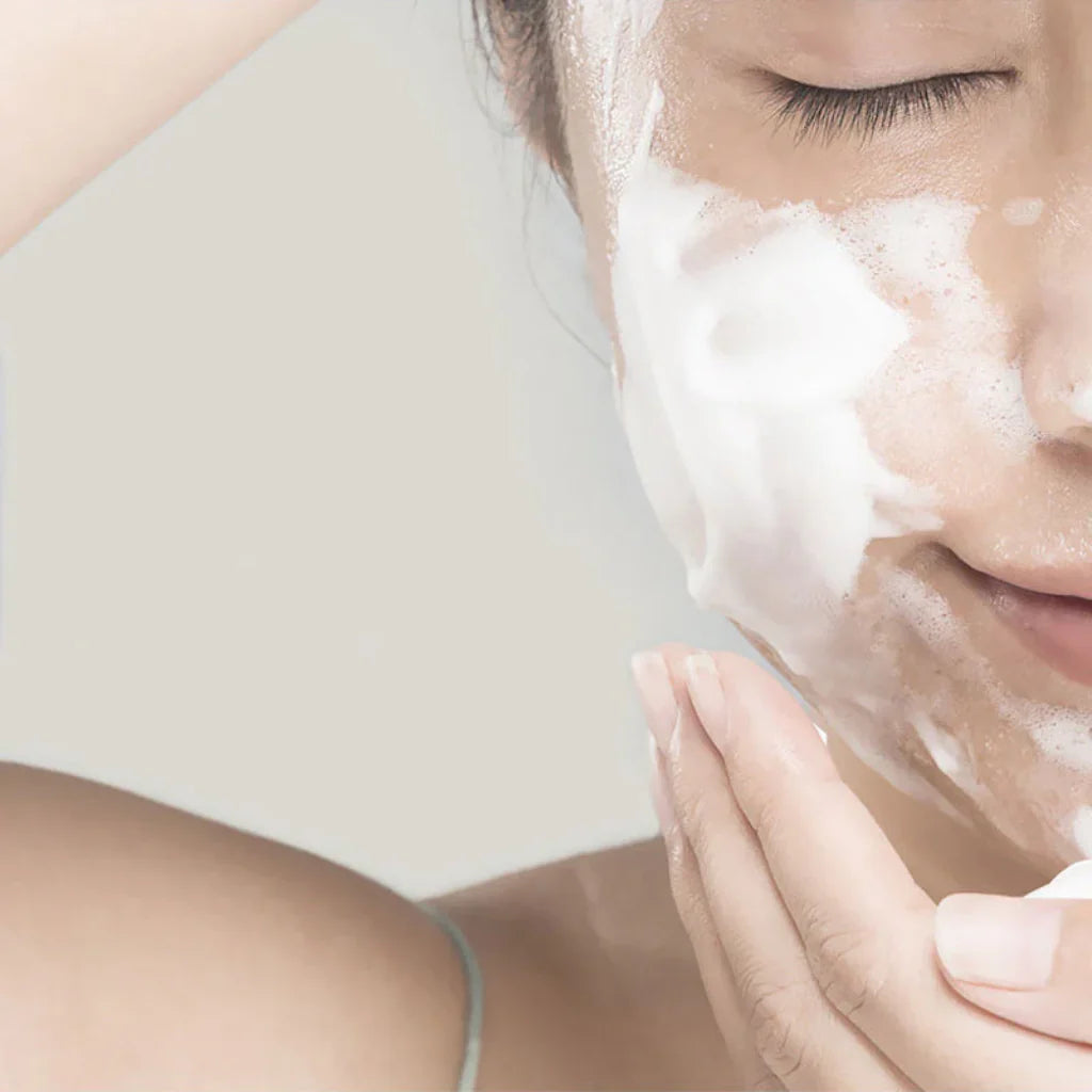 Anua Heartleaf Succinic Moisture Cleansing Foam 150ml Pakistan